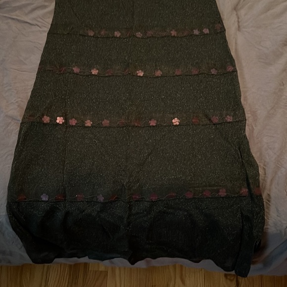 Moschino sheer dress with sequence flowers sewn in detail - Picture 3 of 4